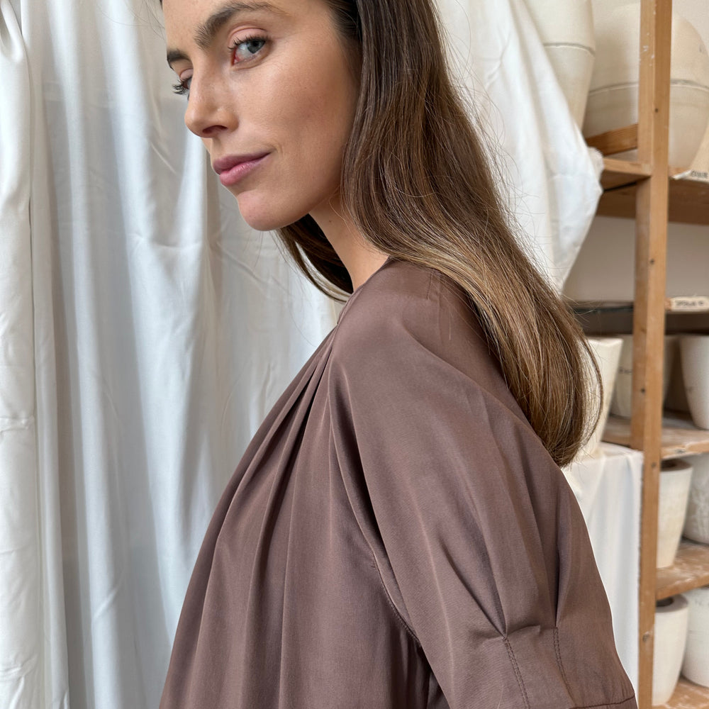 
                      
                        Top Puff Silk Brown Re-
                      
                    