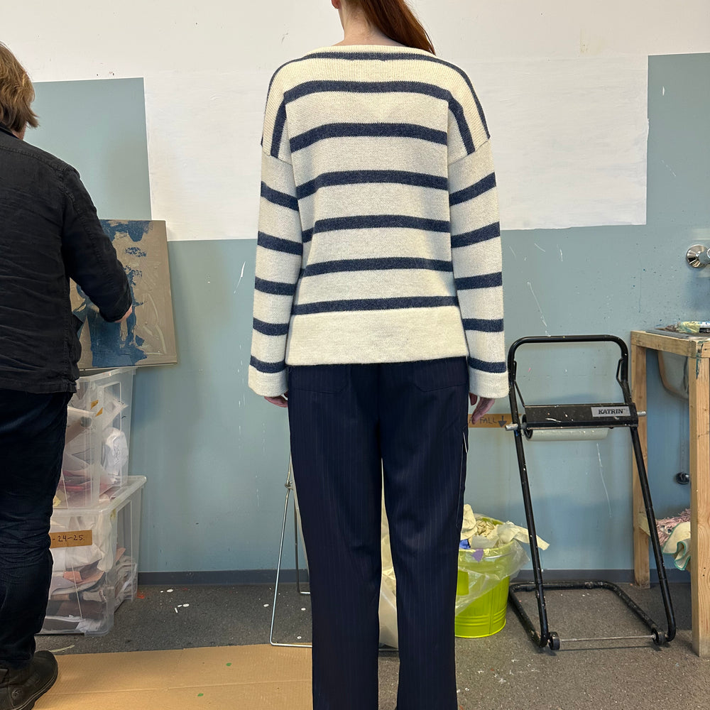 
                      
                        Genser Stripe Alpakka Jeansblå
                      
                    