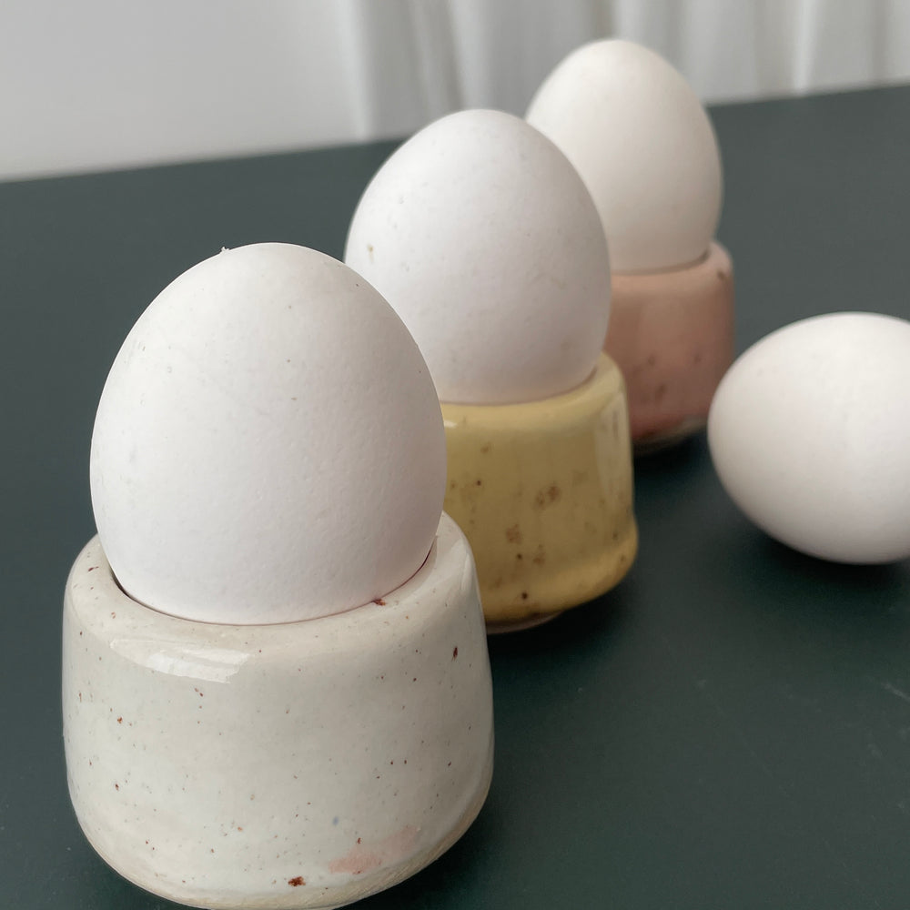 Aurora Eggeglass med spettet glasur
