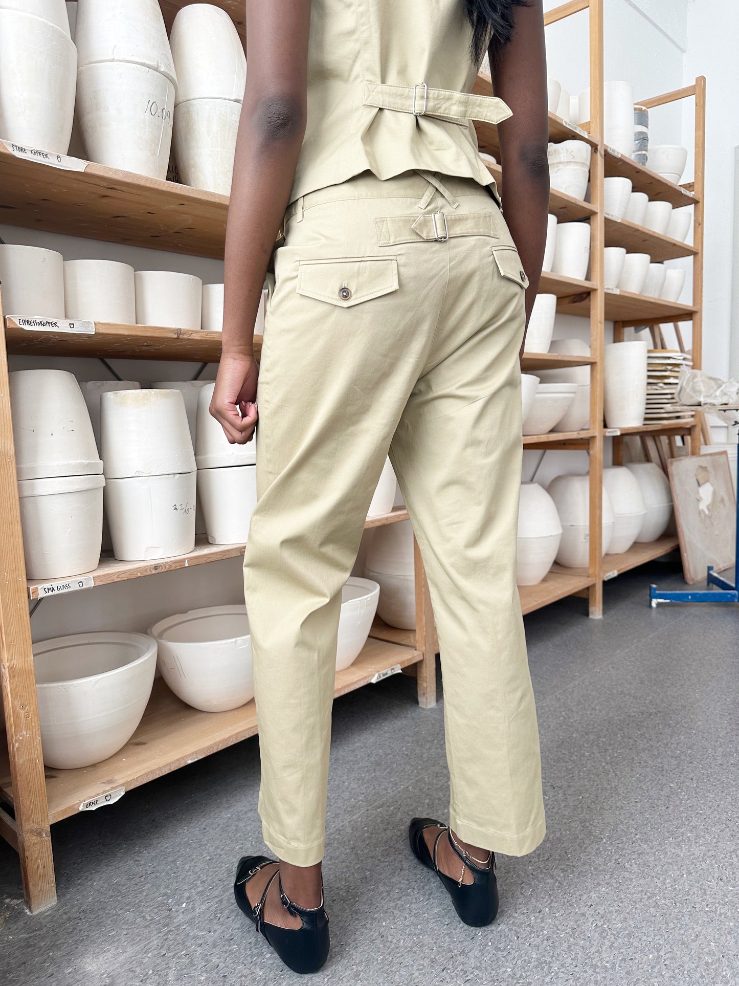 Studio Re- Beige vest og bukse i twill