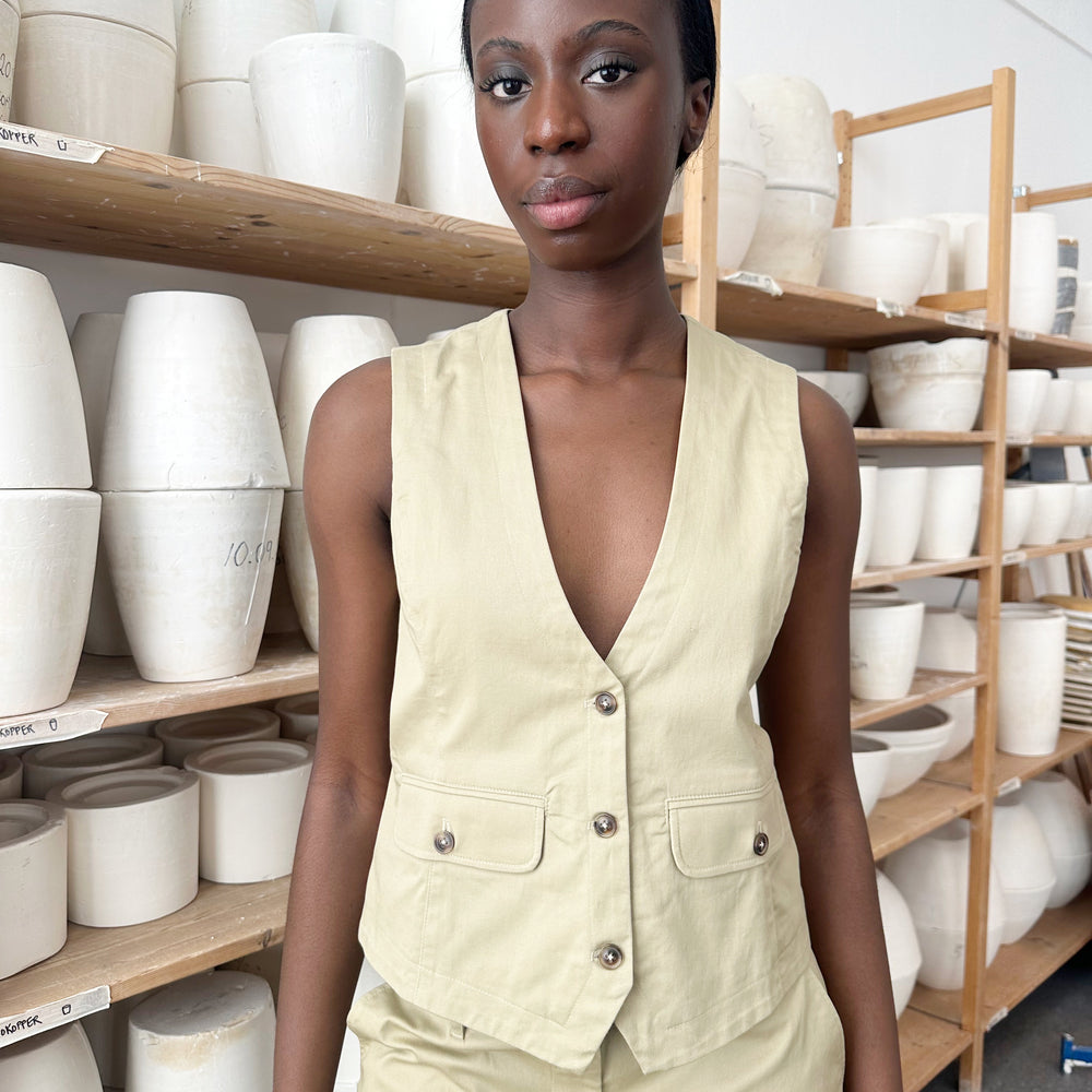 Waistcoat Twill Beige Re-