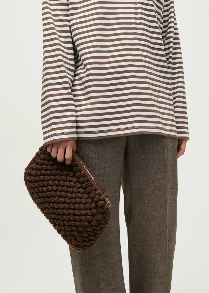 Aiayu - Brun håndstrikket clutch