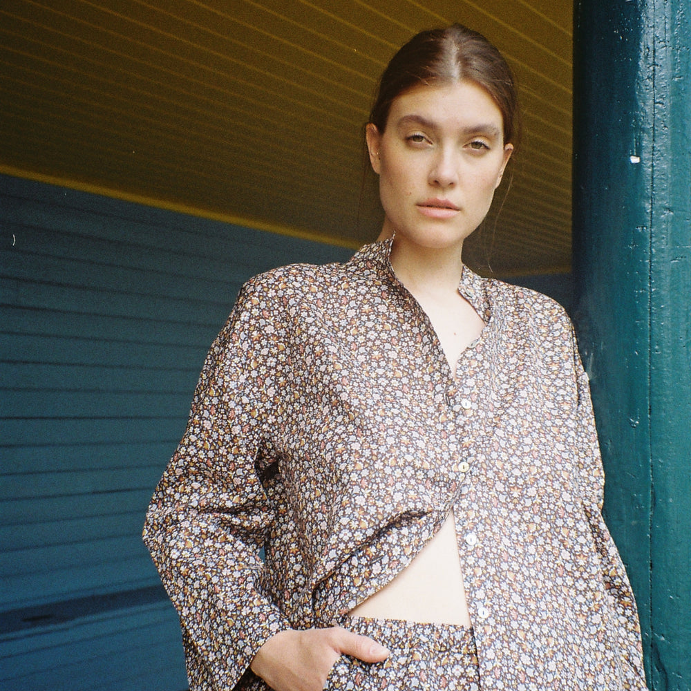 Bluse Vid Liberty Brun Småblomster