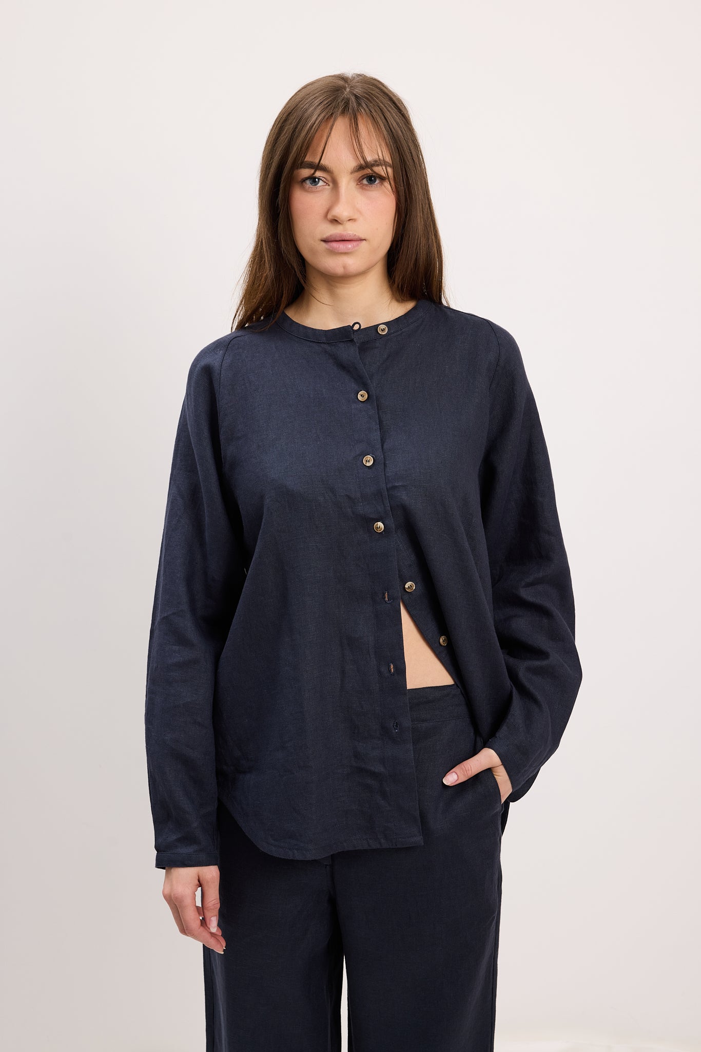 Blouse Ragland Linen Navy Re-