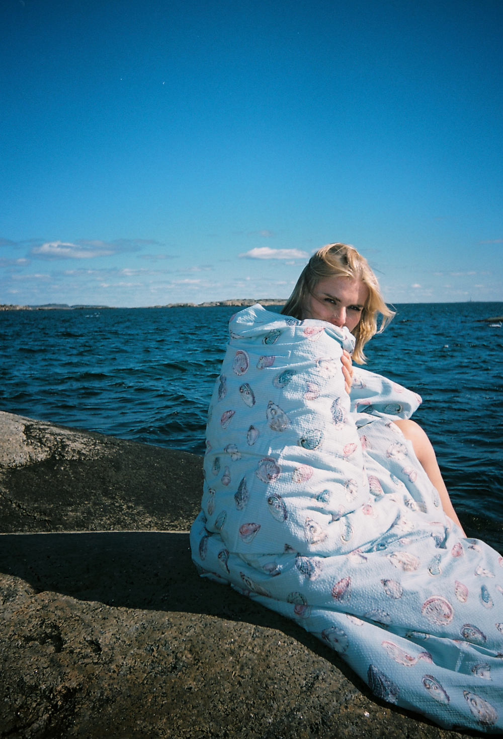 ILAG - Sengetøy blått med skjell print