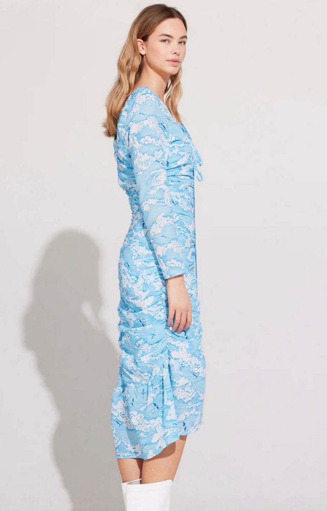 ILAG Kvitveis dress blue cloud print