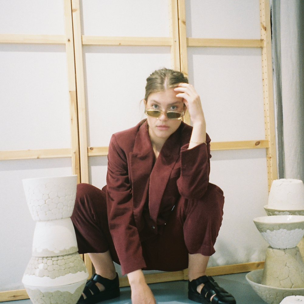 
                      
                        Blazer 1 Wine Re-
                      
                    