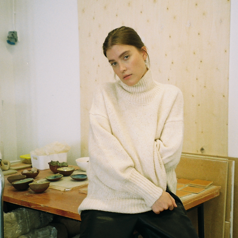 
                      
                        ILAG Frisk summer sweater creme
                      
                    