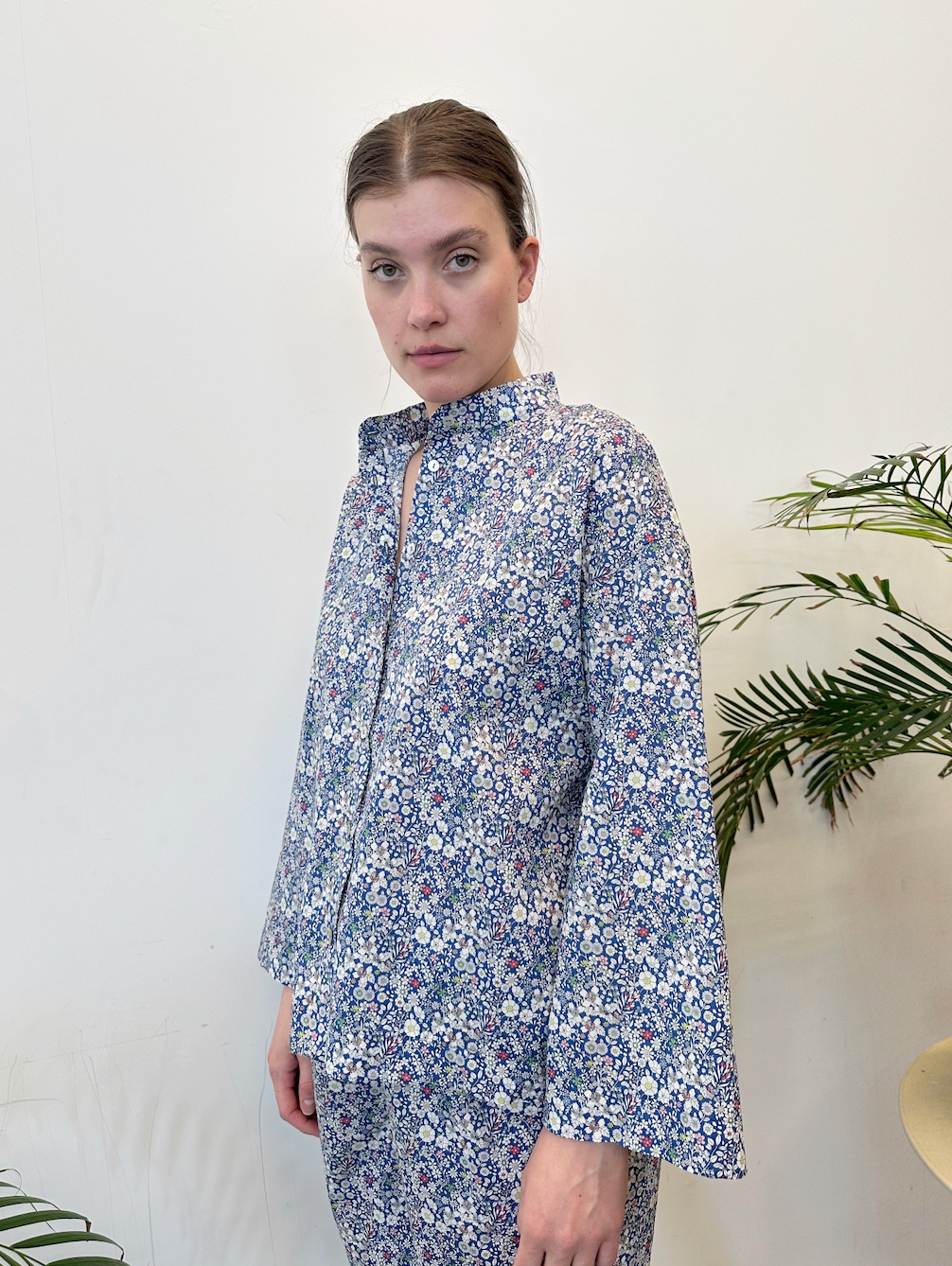 Bluse Vid Liberty Blå Sommerblomster