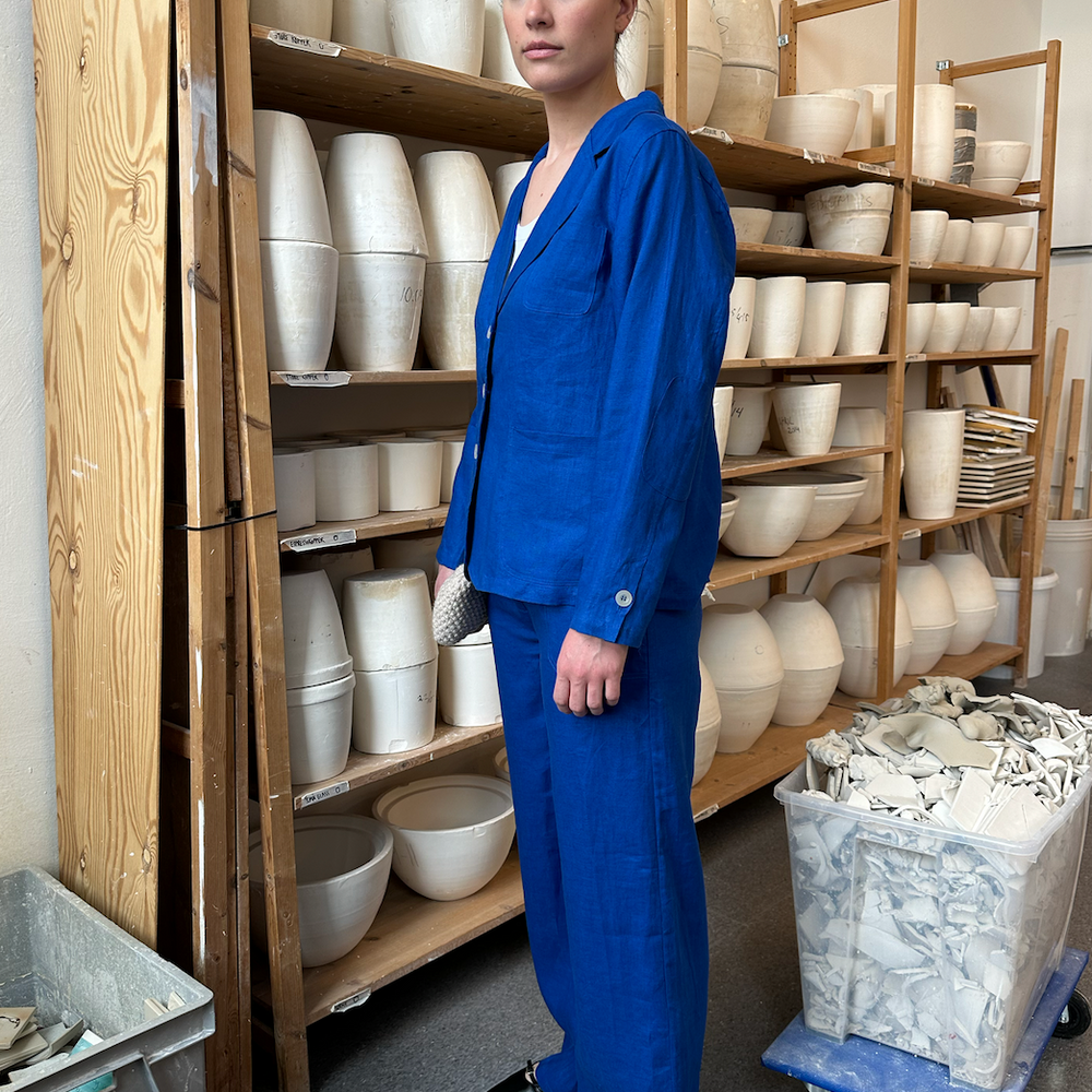 
                      
                        Blazer Thao Linen Blue Re-
                      
                    
