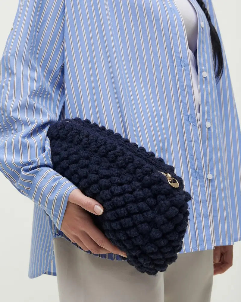Linn Clutch Black Navy Aiayu