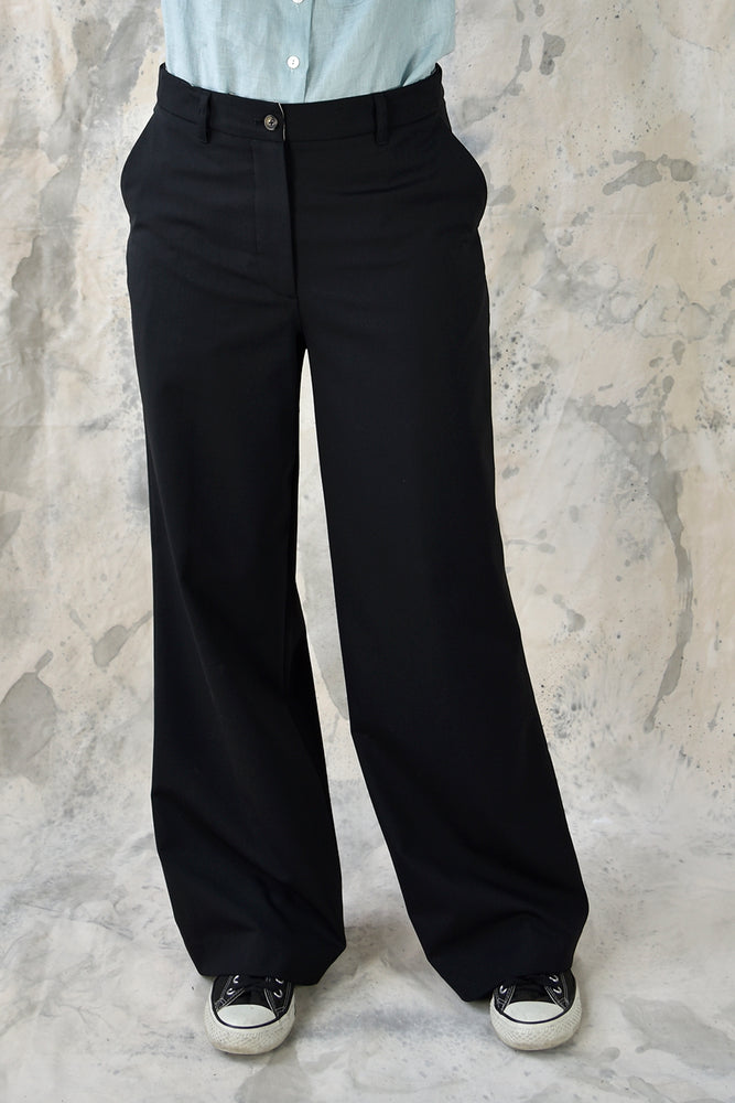 
                      
                        Pant Wide Black Re-
                      
                    