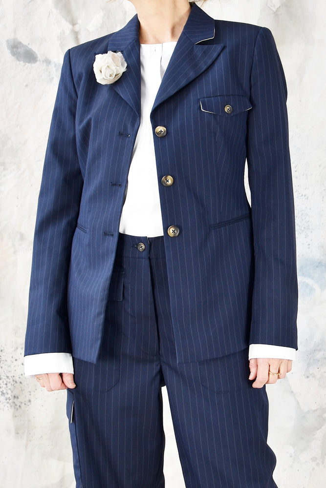 
                      
                        Studio Re- Pinstripe blazer og bukse
                      
                    