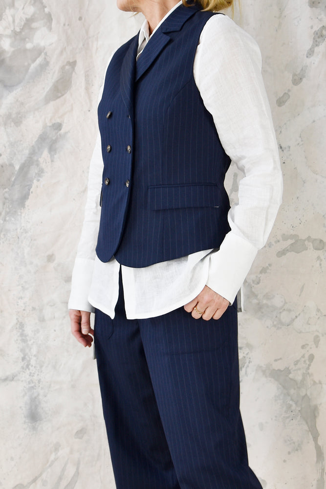 
                      
                        Studio Re- Pinstripe vest og bukse
                      
                    